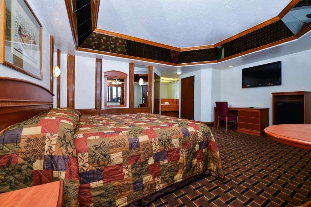 Americas Best Value Inn & Suites Los Angeles Downtown Sw — Photos 2